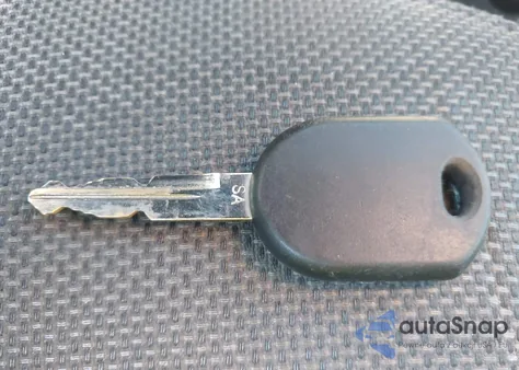 2013 Ford Police Interceptor z USA, uszkodzony, nr VIN 1FAHP2M85DG201728